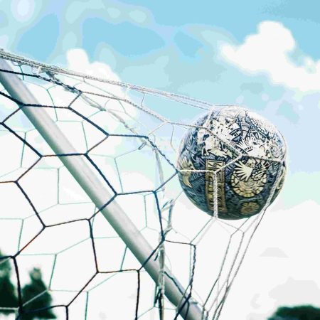 Betting on Draws : Methods for Betting and When to Bet